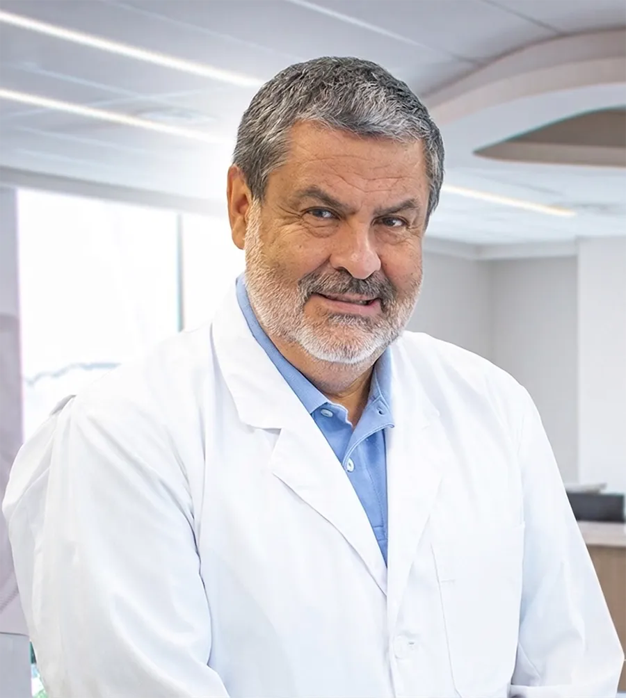 Dr. Juan Carlos Molina Yons