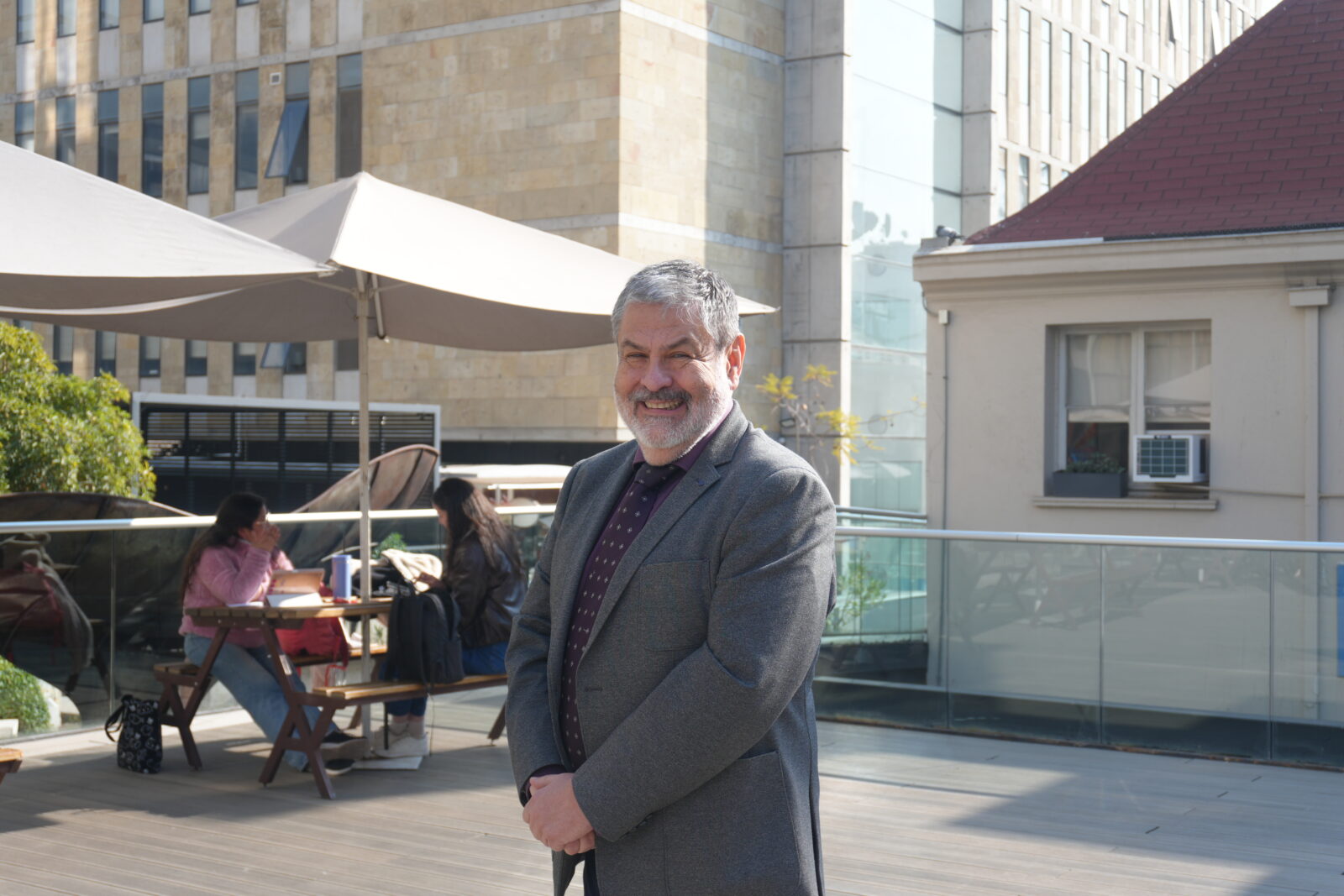 Dr. Juan Carlos Molina Yons